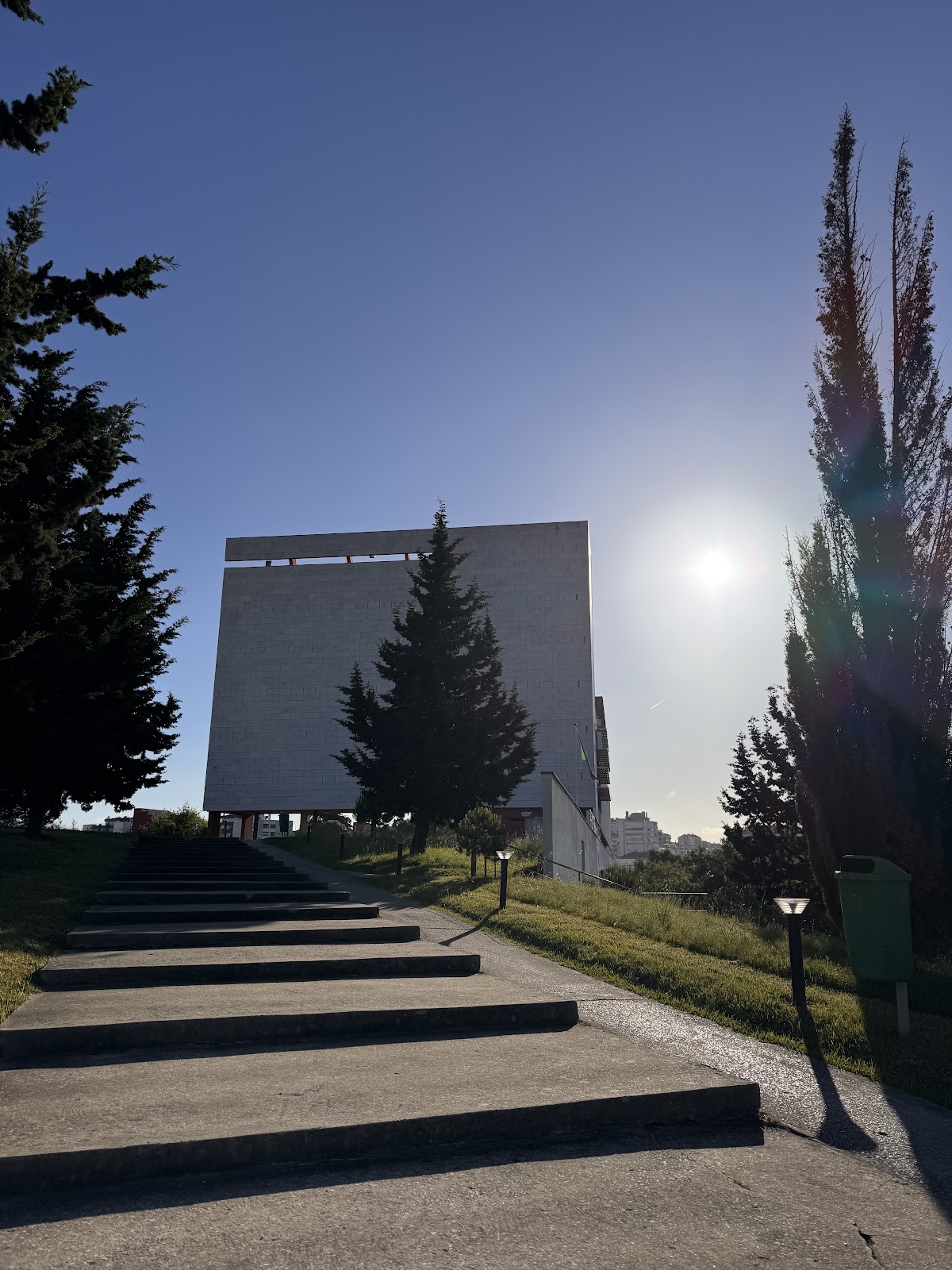 Escola Superior de Comunicação Social photo 6