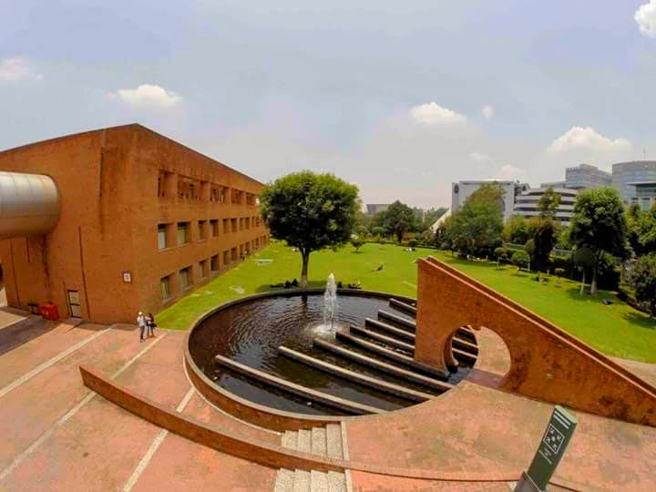 Ibero-American University photo 3