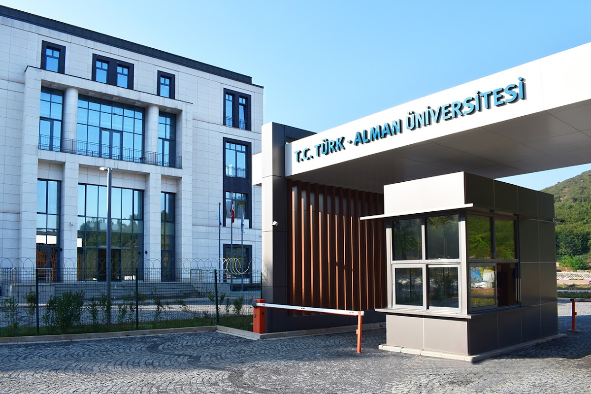 Türk-Alman University photo 1