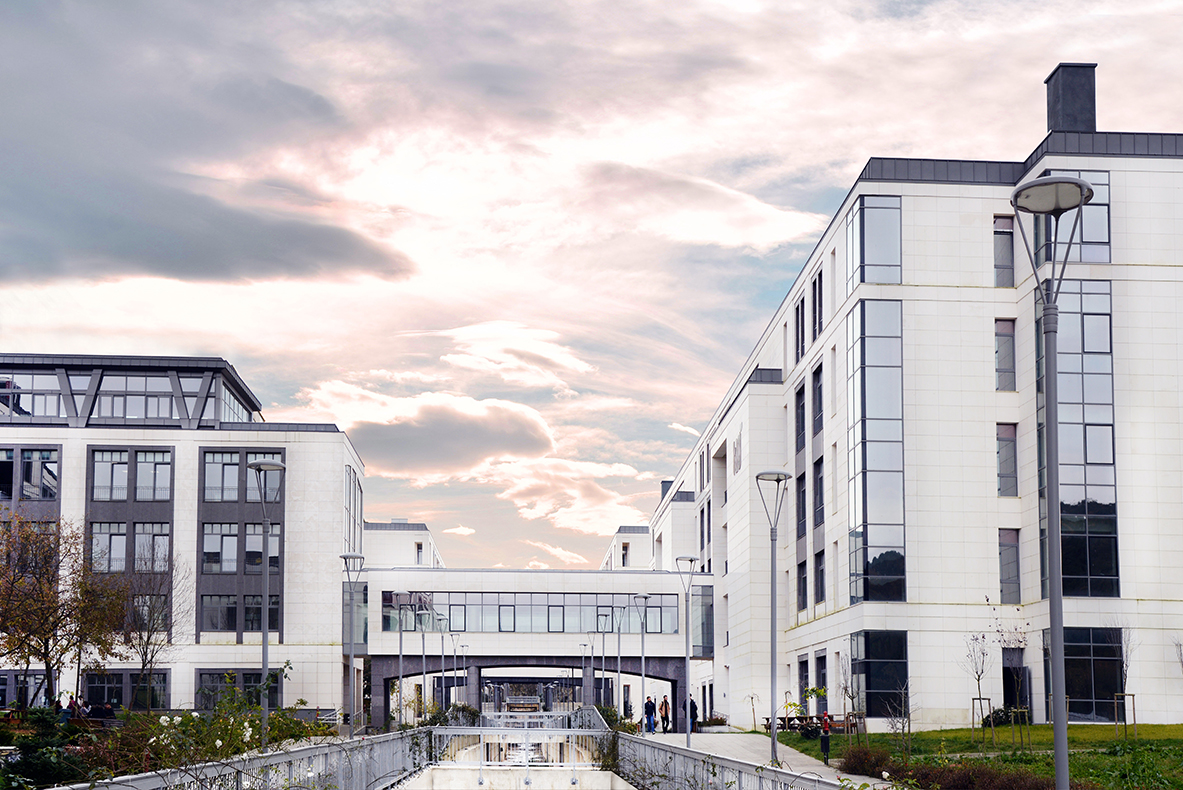 Türk-Alman University photo 4