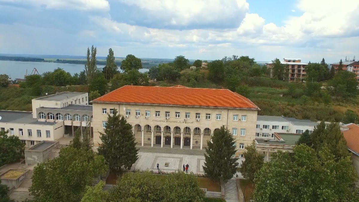 D. A. Tsenov Academy of Economics photo 2