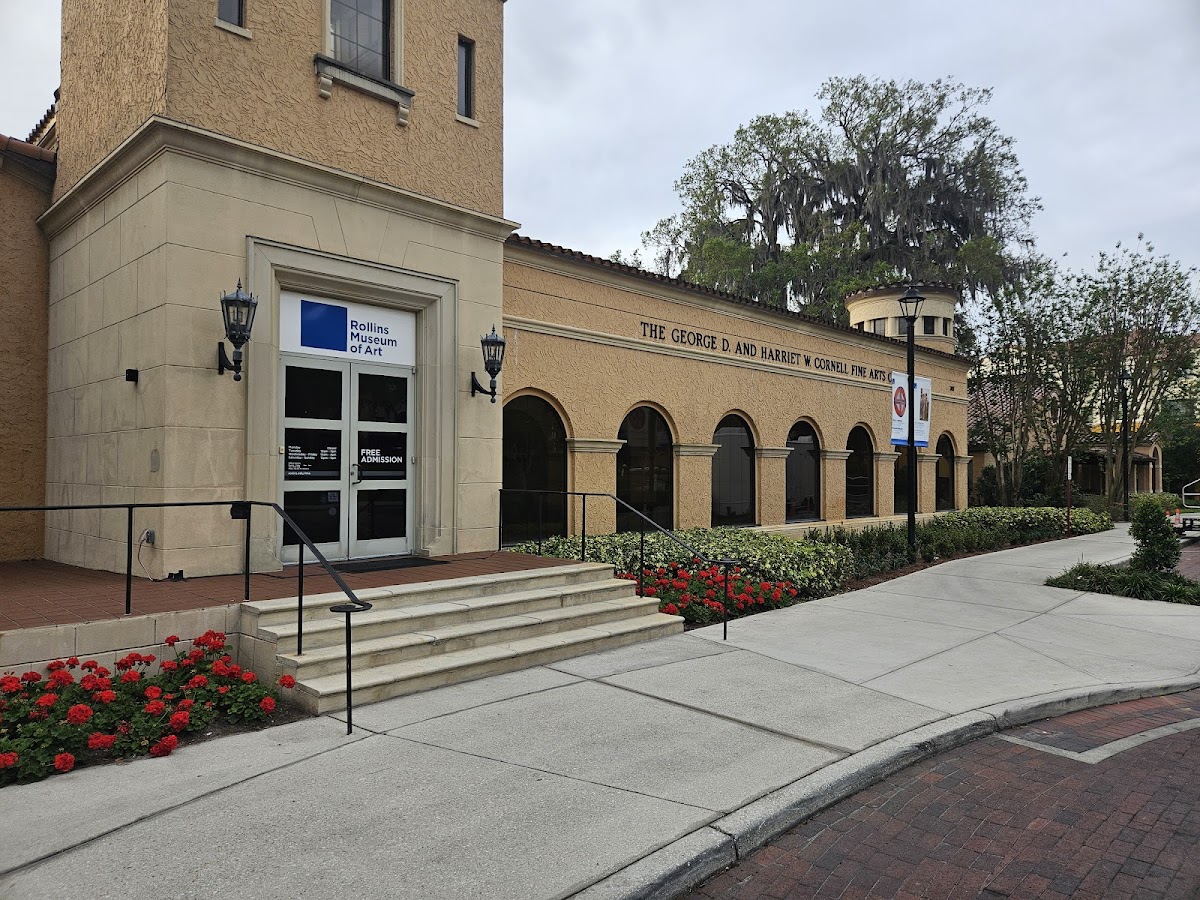 Rollins College photo 3