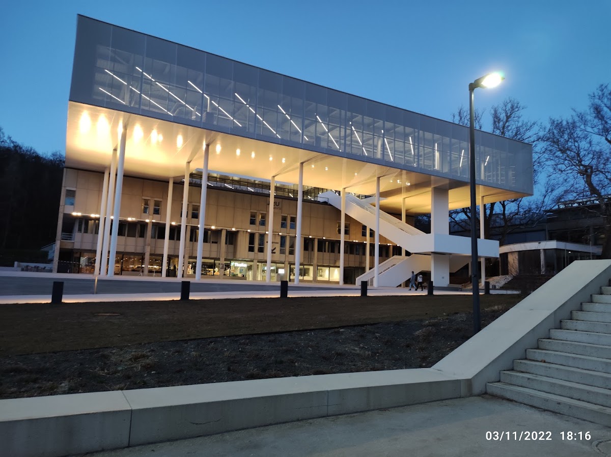 Johannes Kepler University Linz photo 3