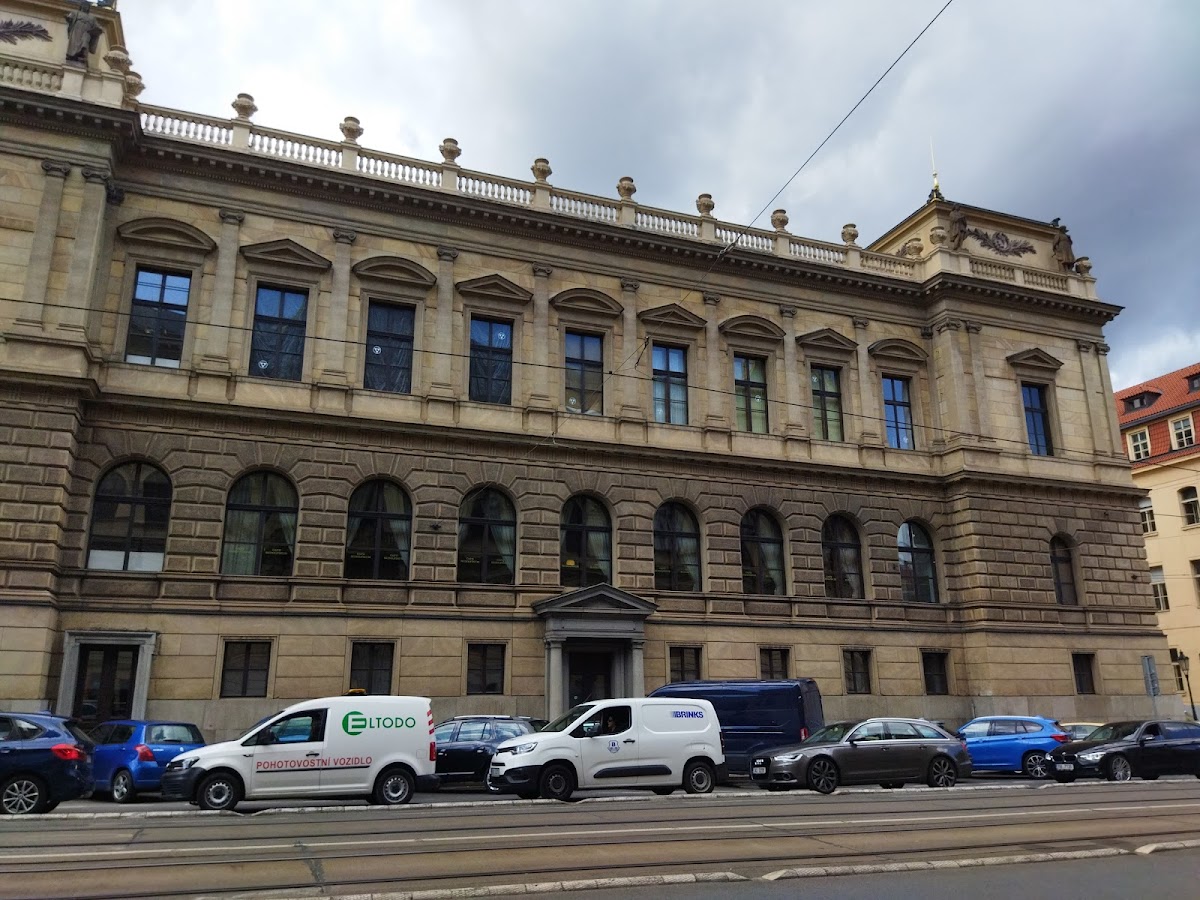 College of Applied Sciences Gočár photo 4