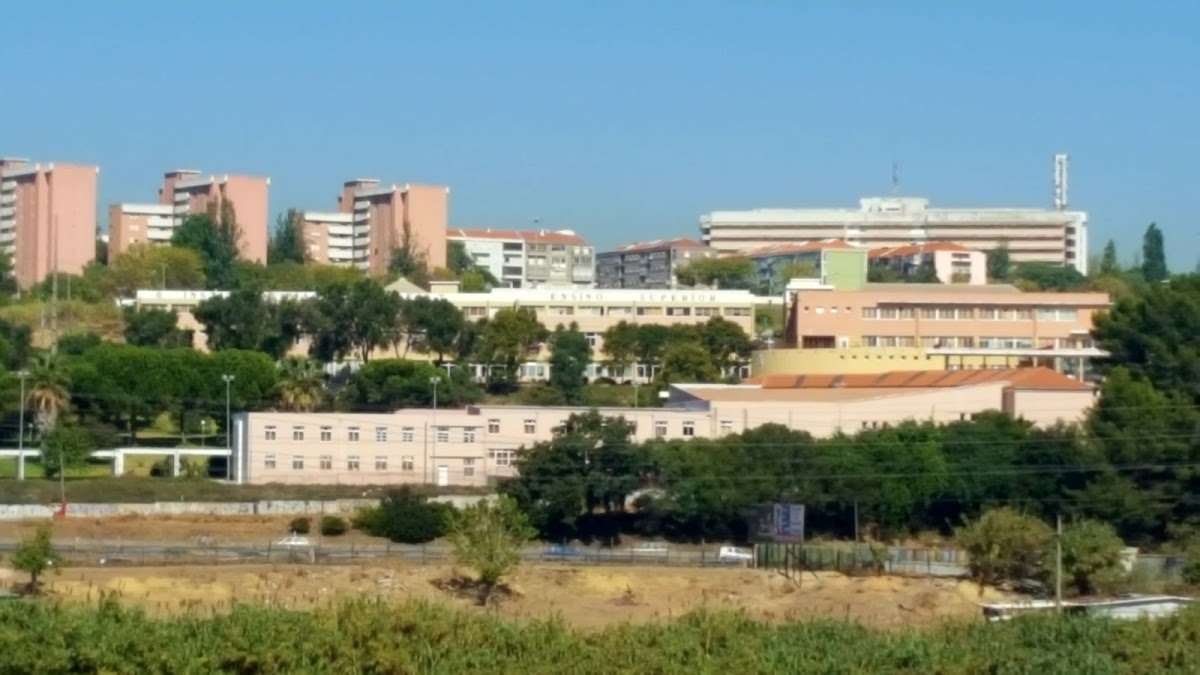 Instituto Superior de Estudos Interculturais e Transdisciplinares de Almada photo 1