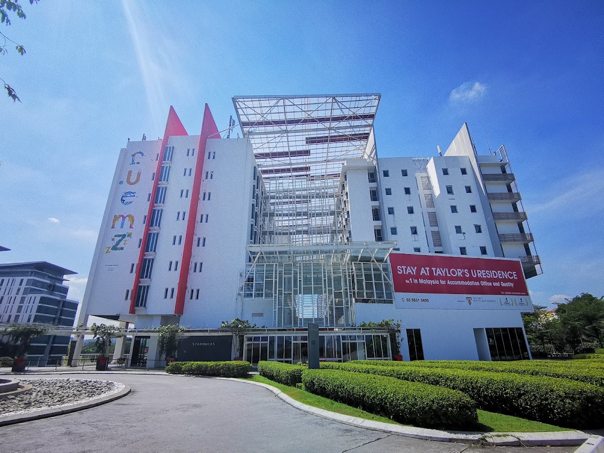 Taylor's University photo 7