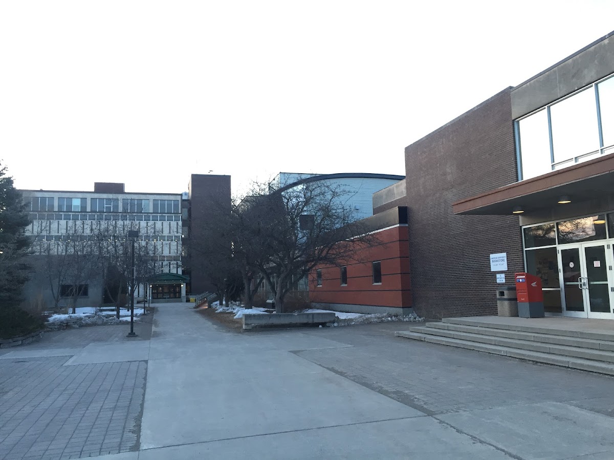 Lakehead University photo 6