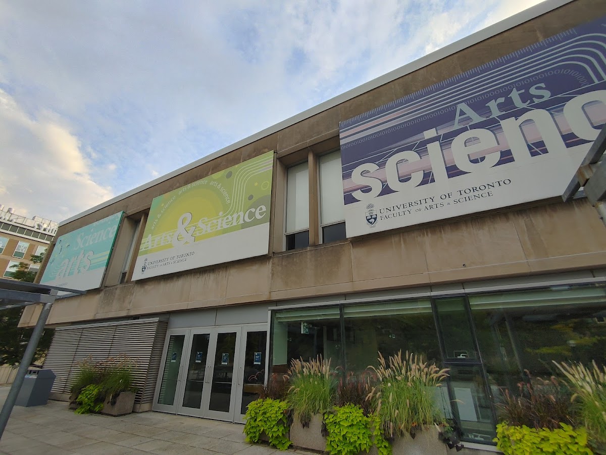 University of Toronto Faculty of Arts and Science photo 4