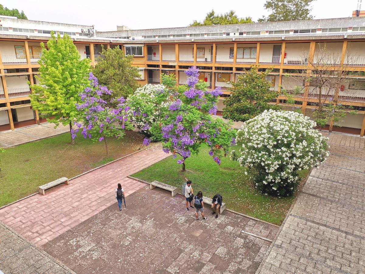 Higher Institute of Engineering of Lisbon photo 2