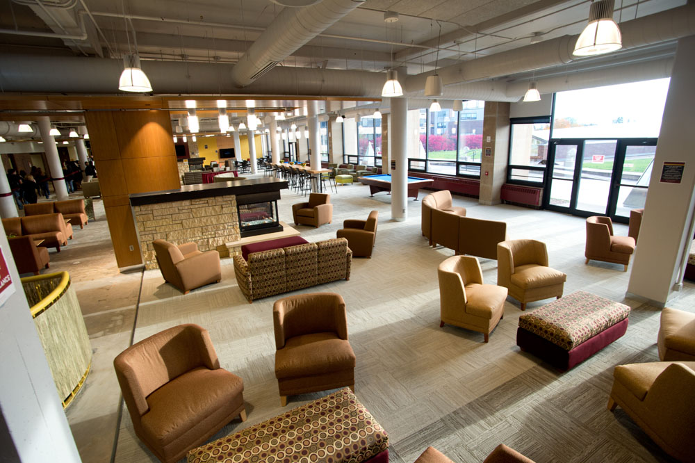 University of Minnesota Duluth photo 6