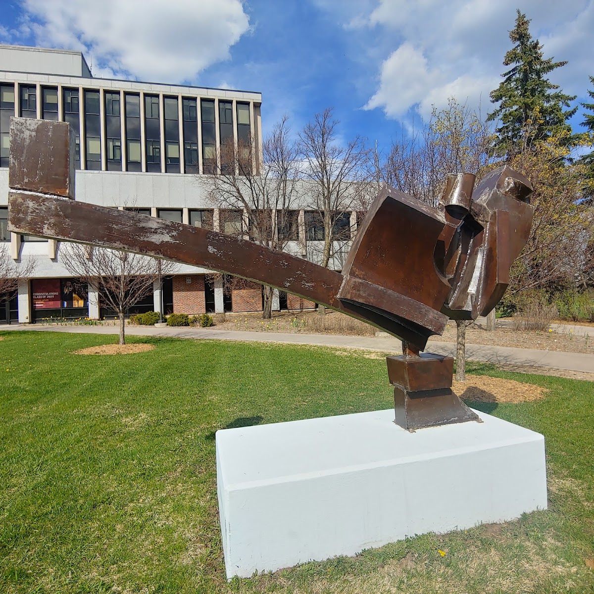 University of Minnesota Duluth photo 8