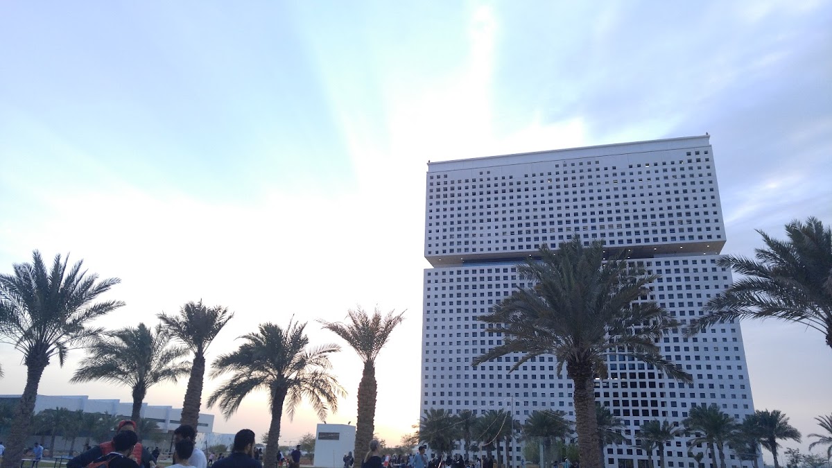 Weill Cornell Medicine-Qatar photo 3