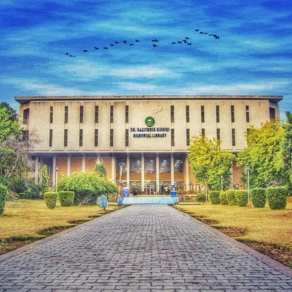 Quaid-i-Azam University photo 7