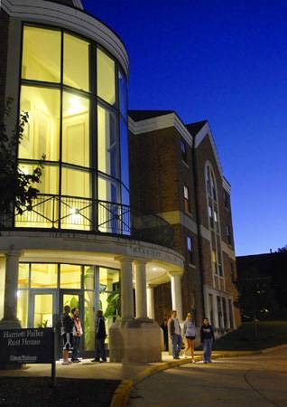 Illinois Wesleyan University photo 7