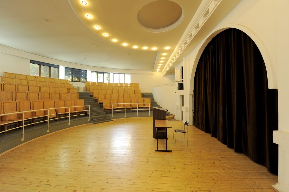 National Academy of Theatre and Film Arts photo 4