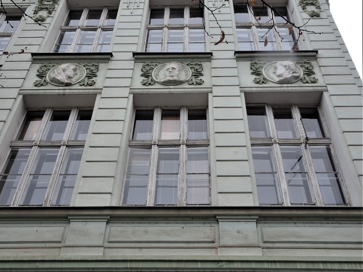 University of Finance and Administration photo 4