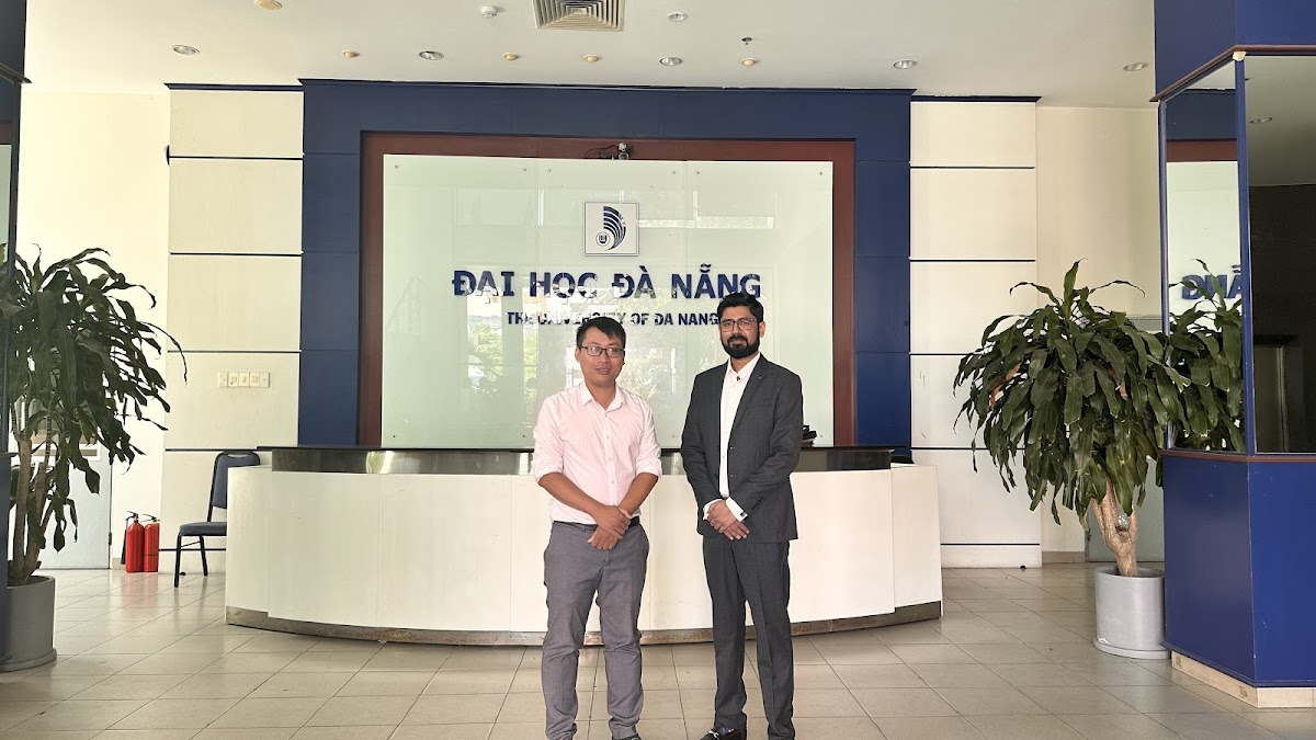 Da Nang University photo 1