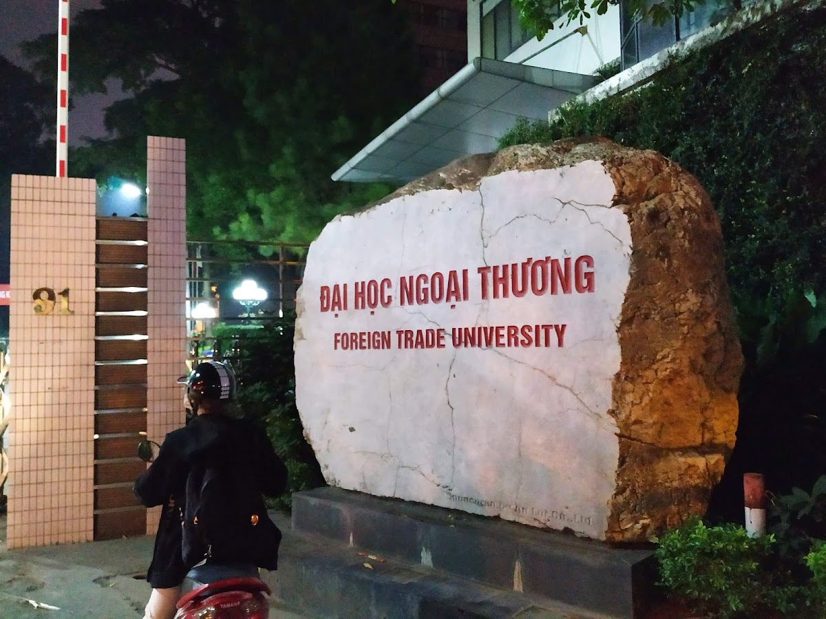 Foreign Trade University photo 5