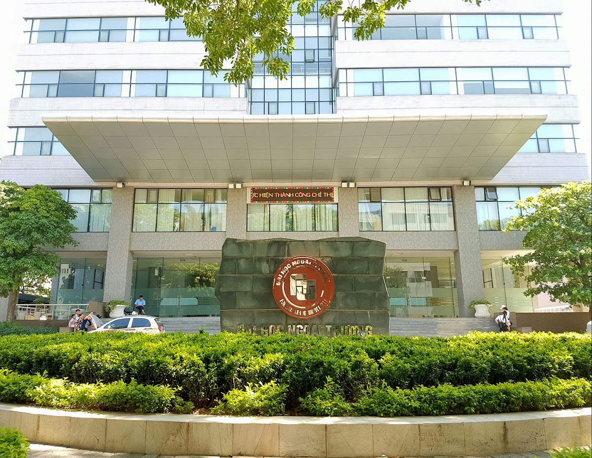 Foreign Trade University photo 8