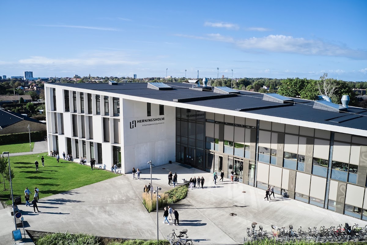 Herningsholm Vocational College photo 2