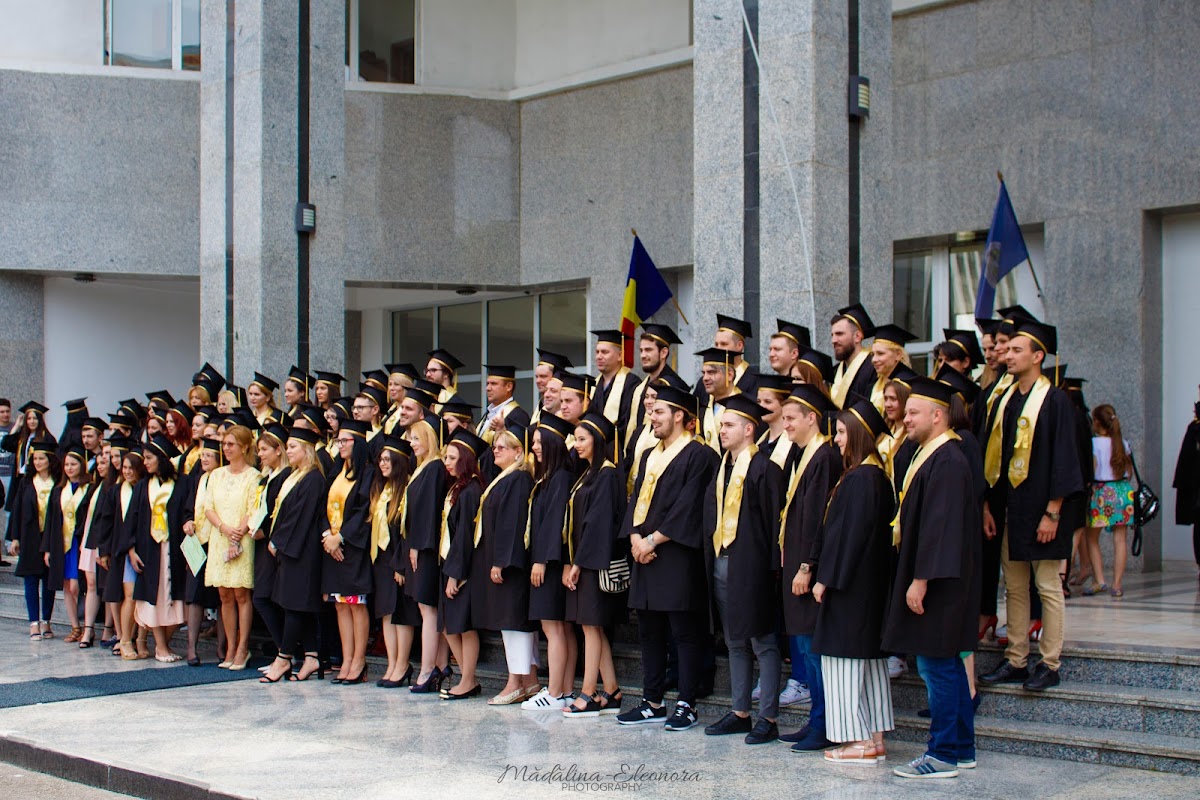 Dimitrie Cantemir Christian University photo 3