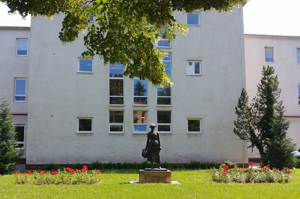 University of Veterinary Medicine and Pharmacy in Košice photo 5