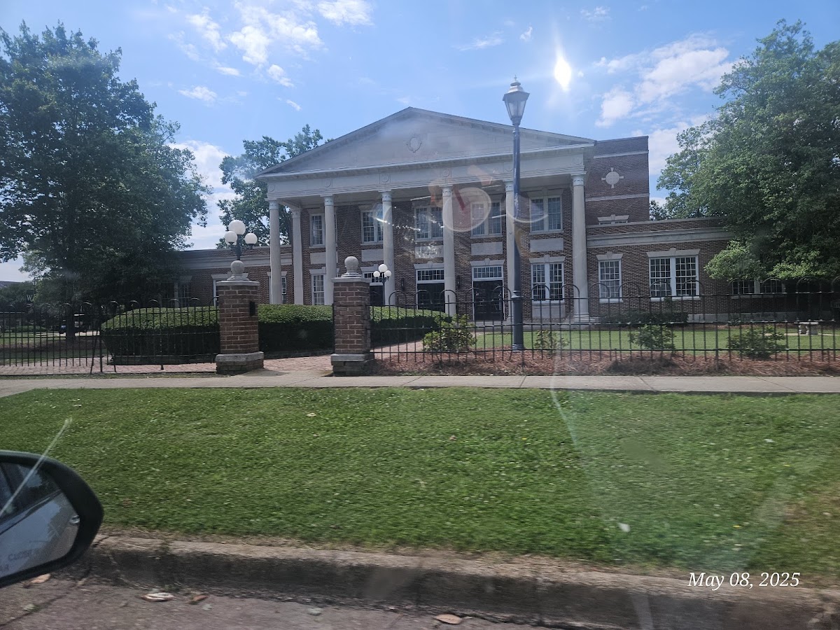Mississippi University for Women photo 4
