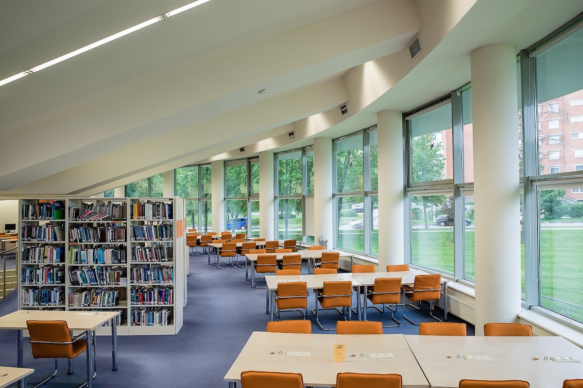 Mykolas Romeris University photo 3