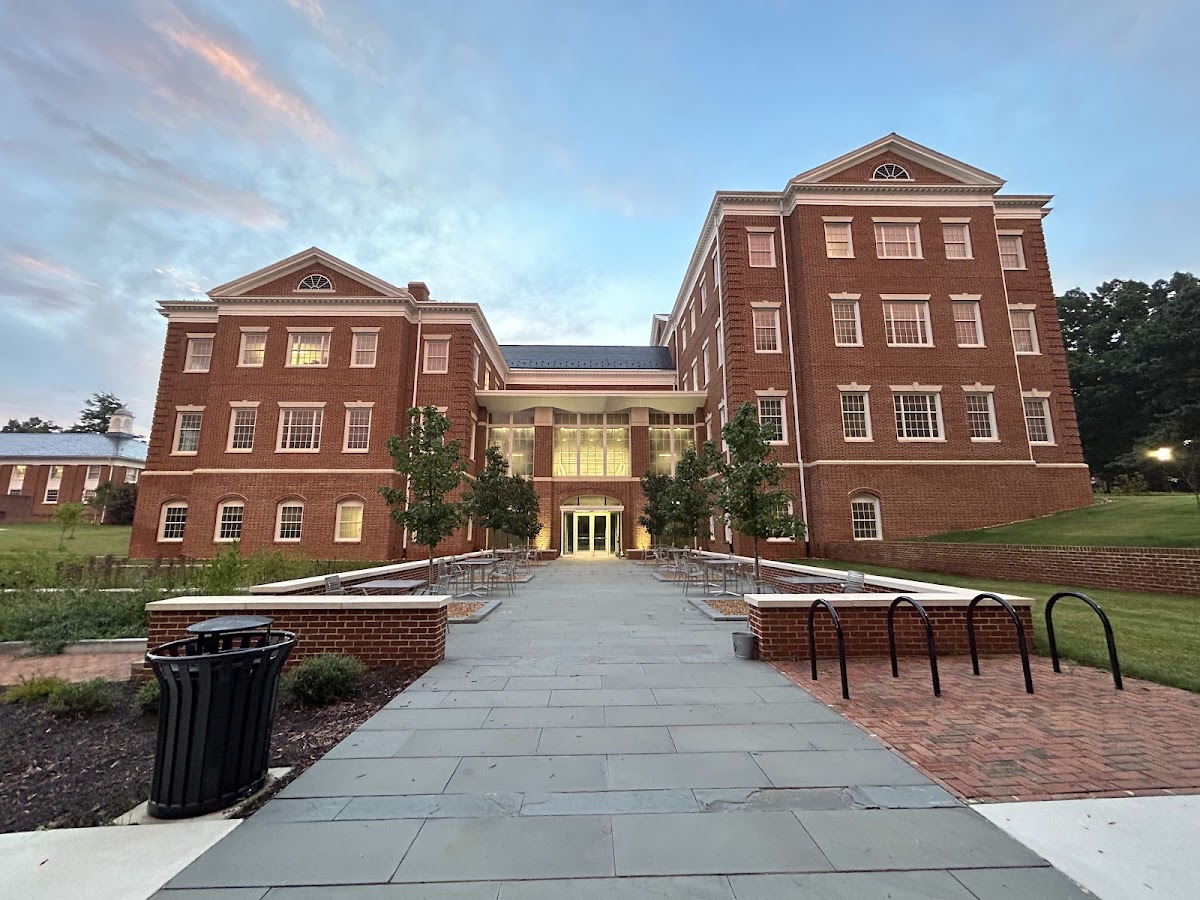 Hampden-Sydney College photo 8
