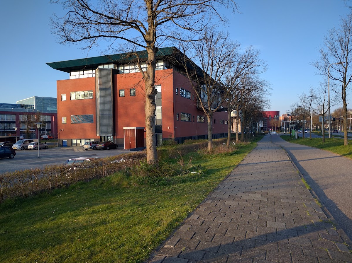 Deltion College photo 6