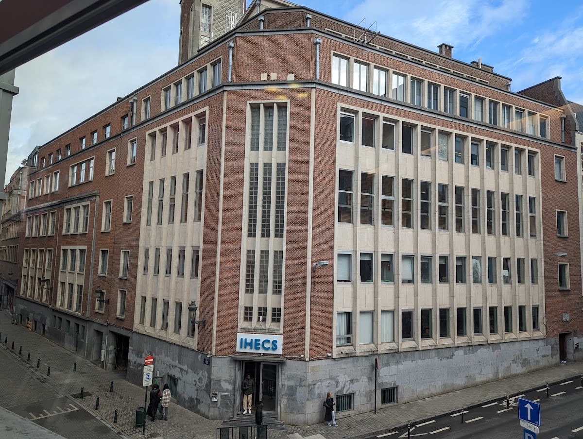 Institut Supérieur de Formation Sociale et de Communication photo 5