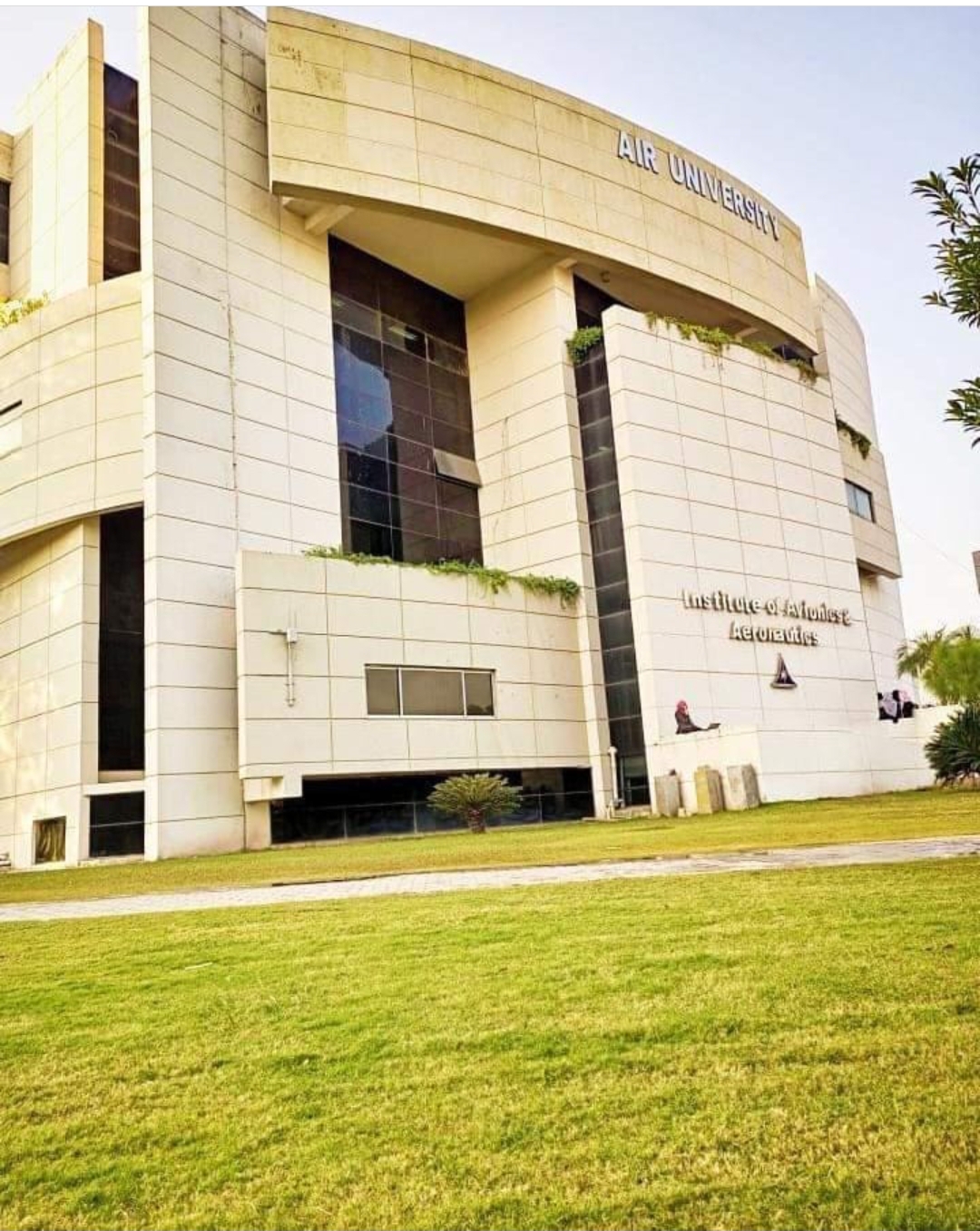 Air University photo 8