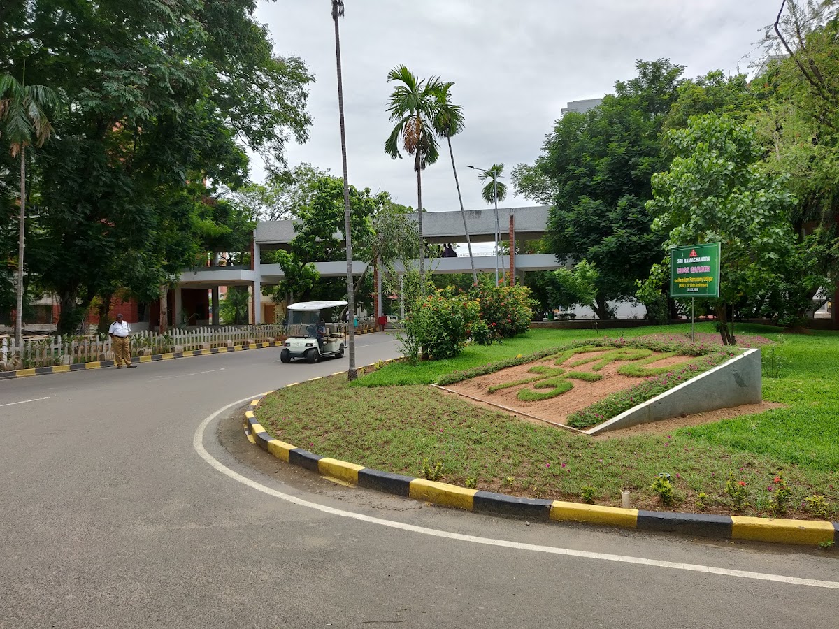 Sri Ramachandra Institute of Higher Education and Research photo 6