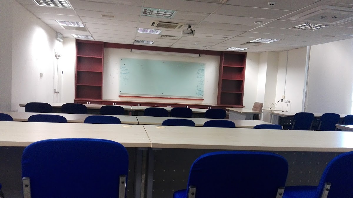 Asia Metropolitan University photo 3