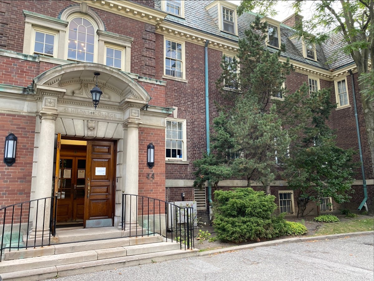 Trinity College photo 5