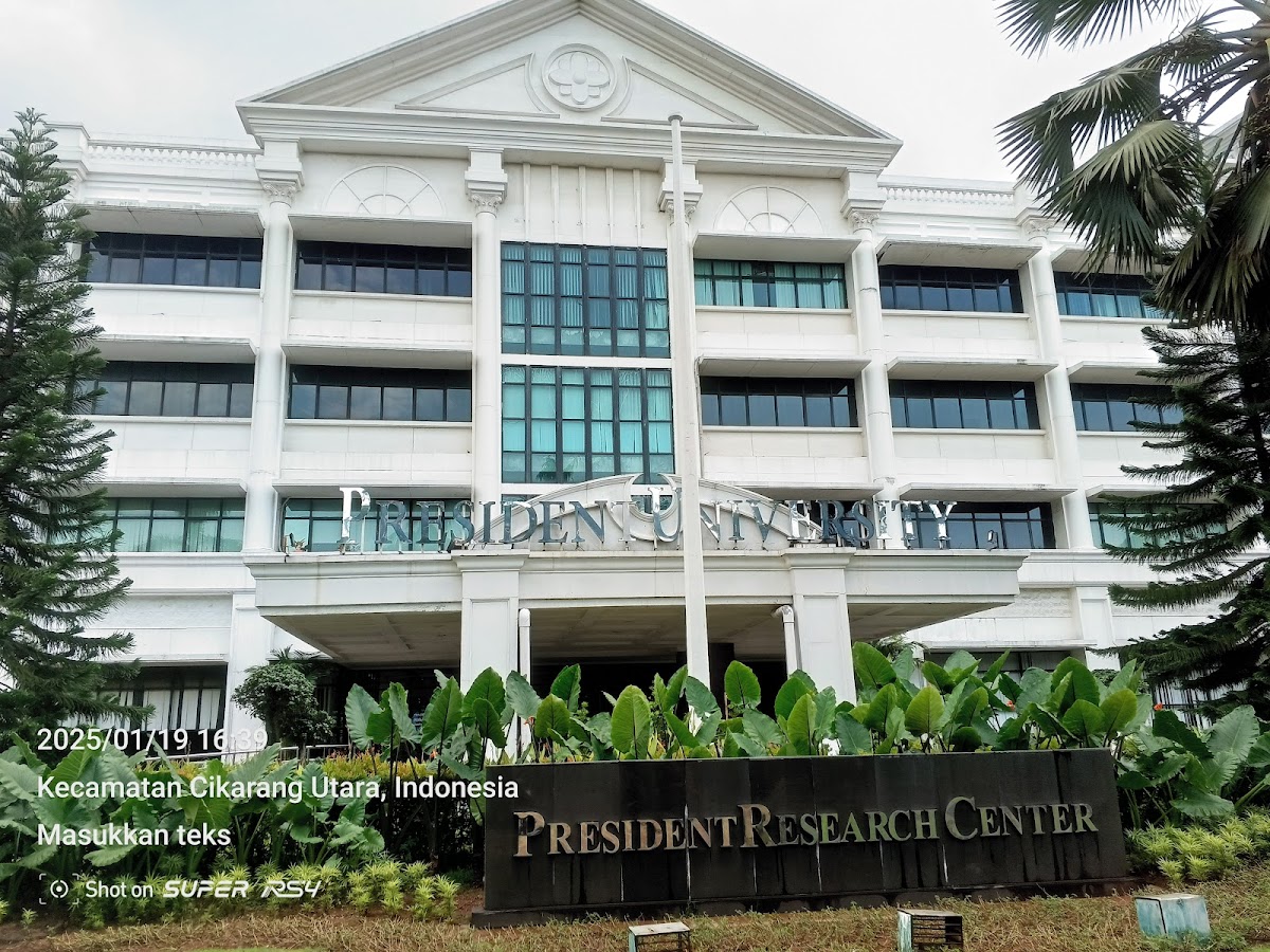 President University photo 7