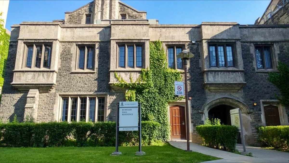 Victoria University photo 1