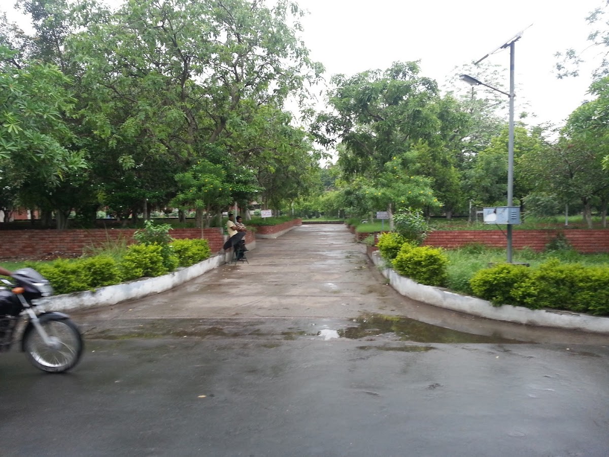 Guru Nanak Dev University photo 5