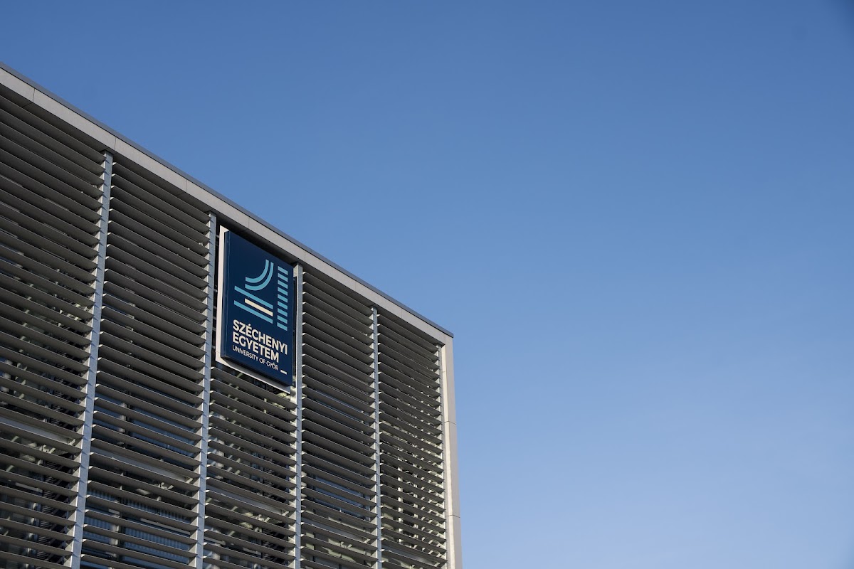 Széchenyi István University photo 2