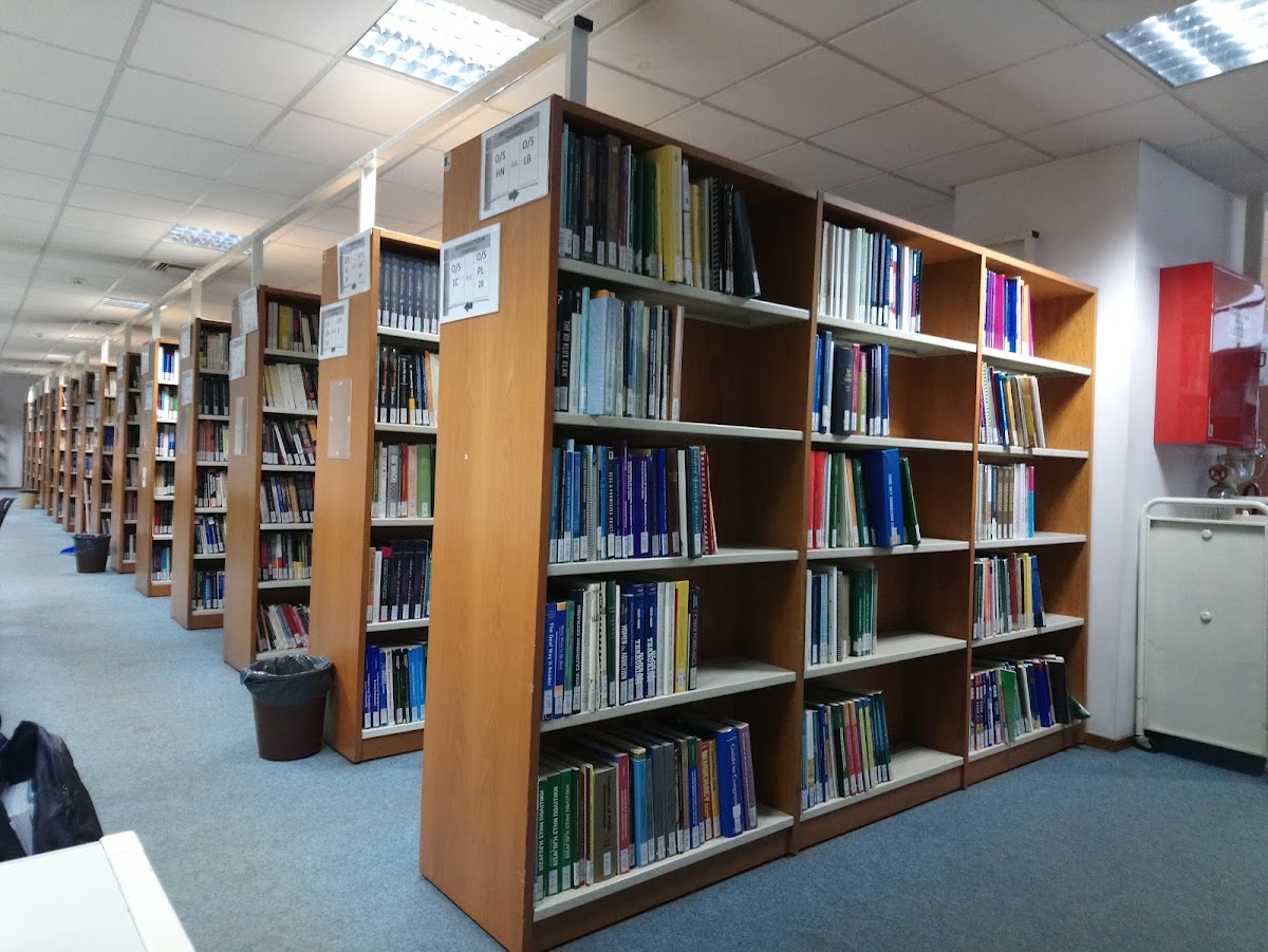 University of Macedonia - Thessaloniki photo 8