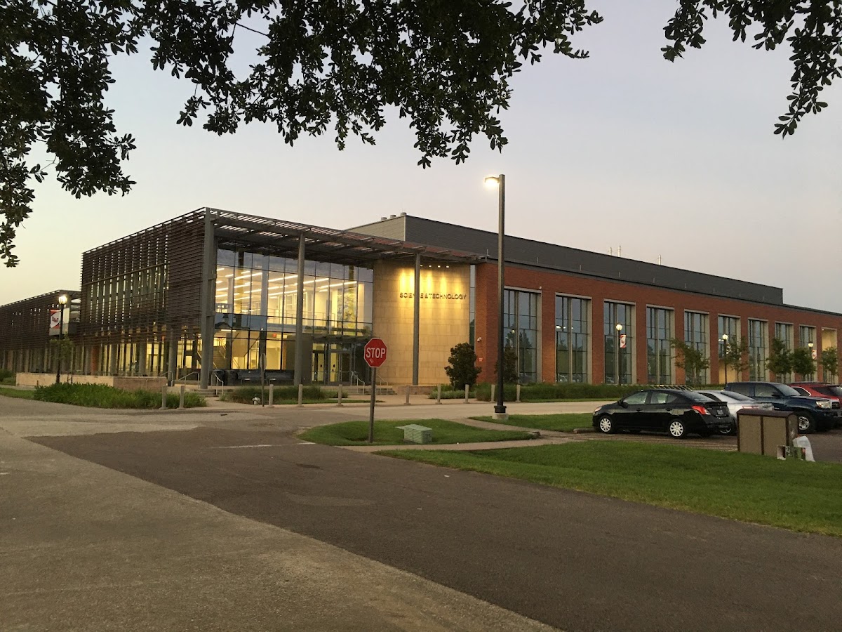 Lamar University photo 9