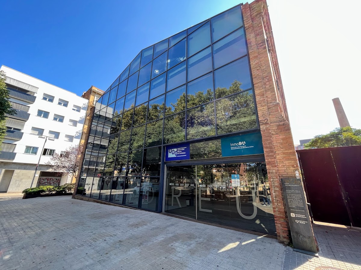 Open University of Catalonia photo 5