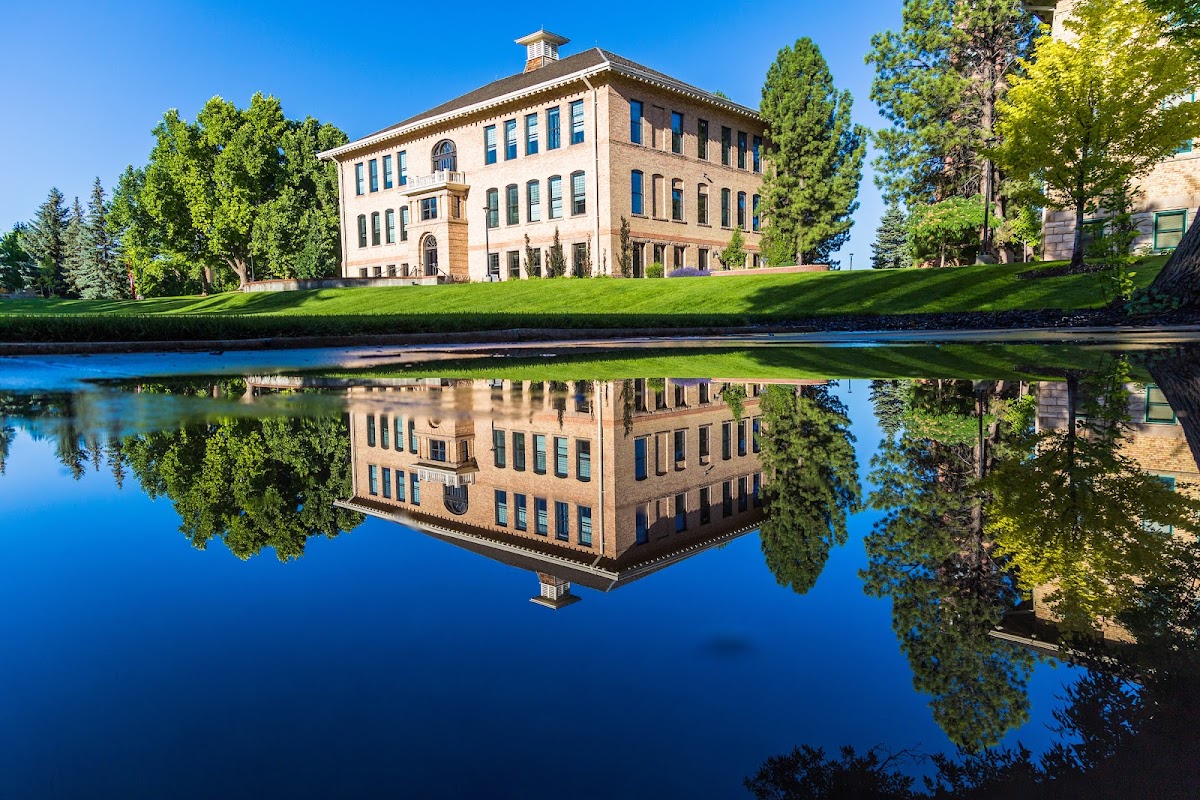 Southern Utah University photo 3