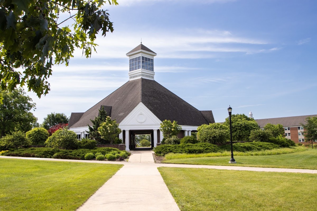 Taylor University photo 3