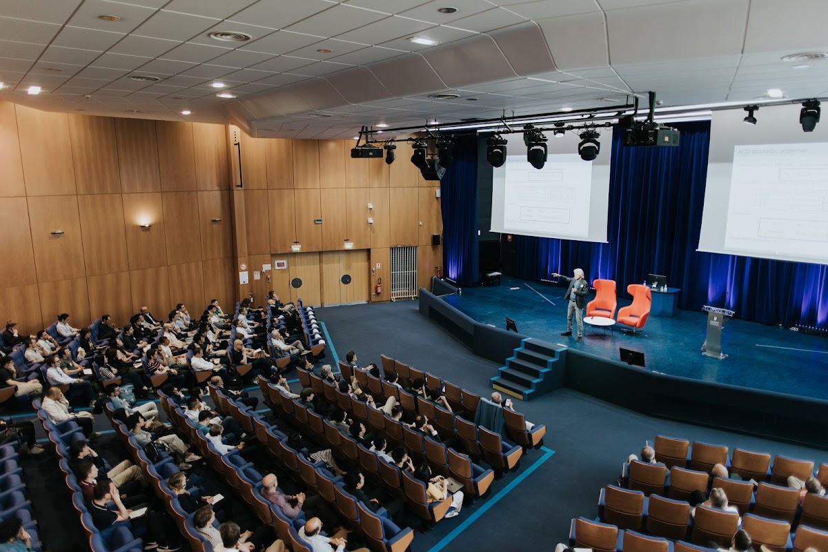 ESSEC Business School photo 2