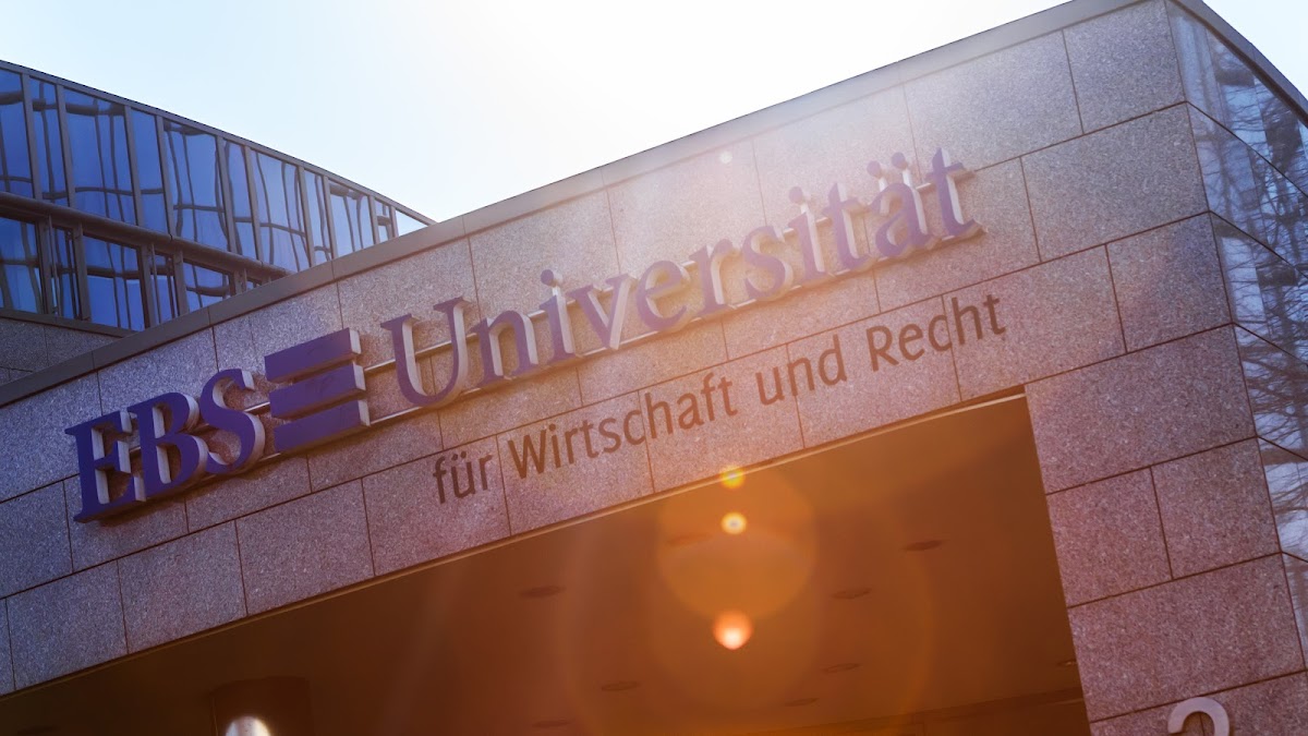EBS Universität für Wirtschaft und Recht photo 1