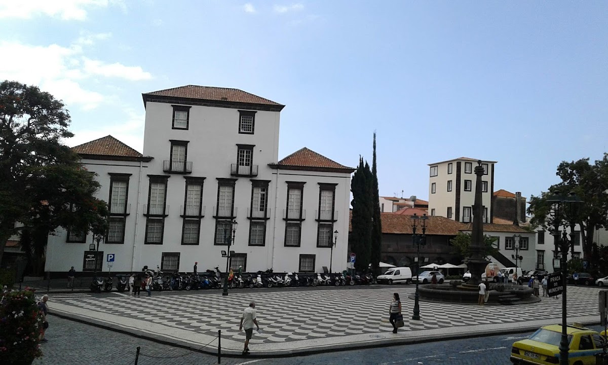 Instituto Superior de Administração e Línguas photo 2