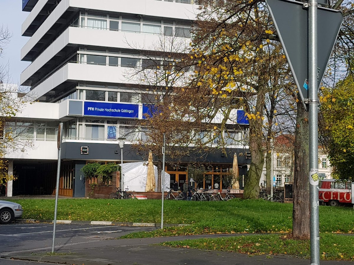 Private Hochschule für Wirtschaft und Technik Göttingen photo 2