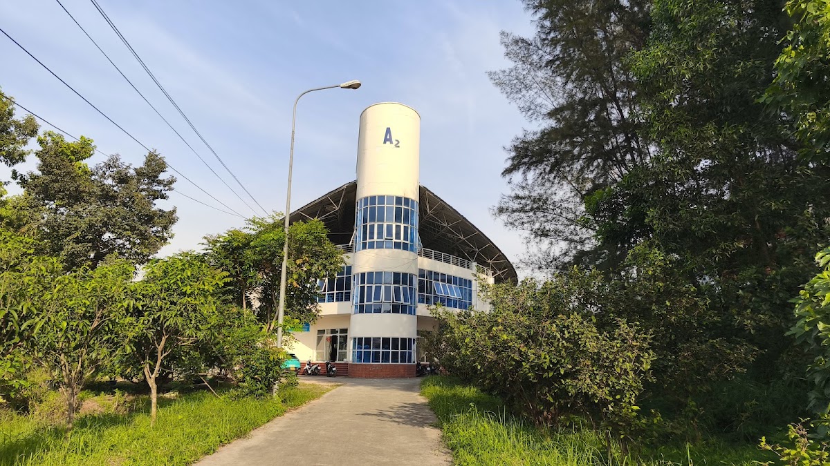University of Agriculture and Forestry, Ho Chi Minh City photo 2