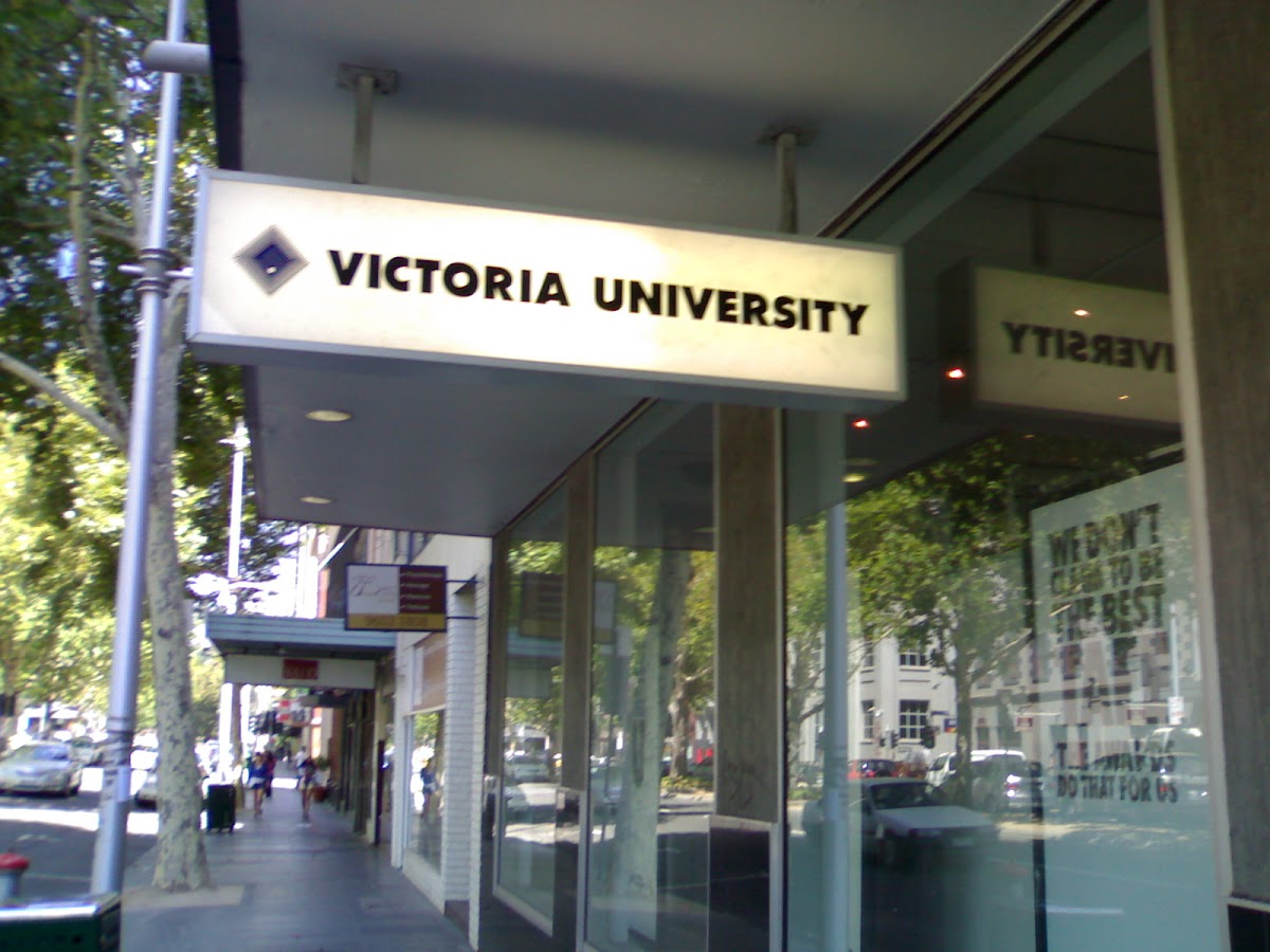 Victoria University photo 3